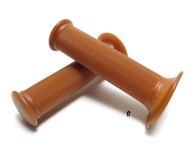 domino-grips-1124.82.75.04-0-2T.jpg
