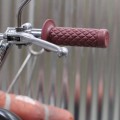 BILTWELL THRUSTER TPV GRIPS OXBLOOD MANETKI MOTOCYKLOWE CUSTOM CAFE RACER HARLEY BOBBER FLAT TRACK POLSKA 2.jpg
