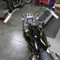 BILTWELL THRUSTERWHITE GRIPS  MANETKI MOTOCYKLOWE CUSTOM CAFE RACER HARLEY BOBBER FLAT TRACK POLSKA   1.jpg